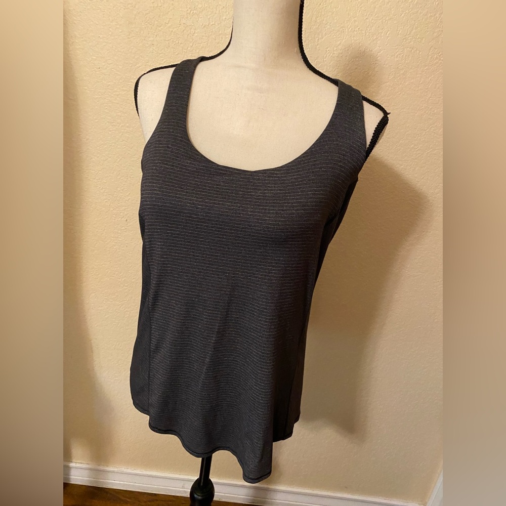 Lululemon Tank - Picture 3 of 5